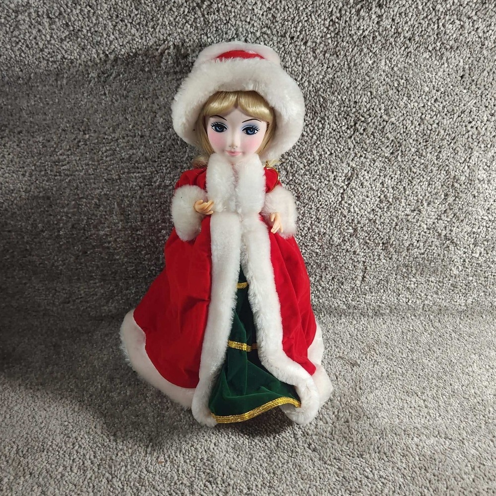 Brinn's Musical Doll Red White Christmas 1986 Vintage Holiday‎ Collectible